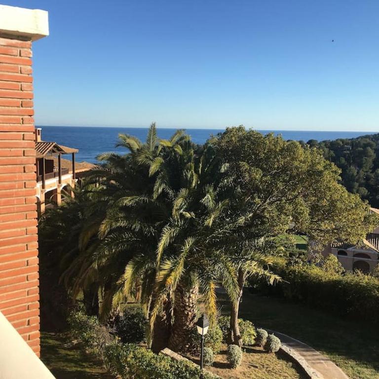 P2 VILLAGE CLUB CAP ESTEREL Vue Golf et Mer, Piscine Chauffée - Familienzimmer mit Meerblick - 15