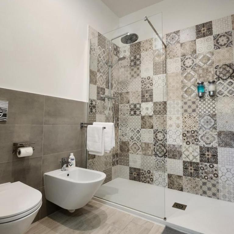 Luxury Home Il Giglio - Two-Bedroom Apartment - 15