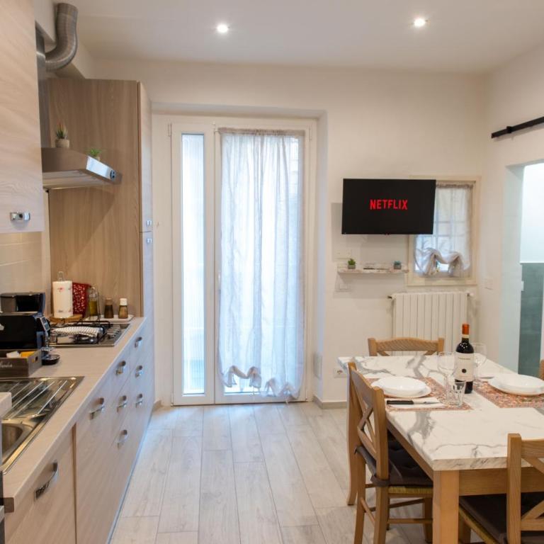 Luxury Home Il Giglio - Two-Bedroom Apartment - 8
