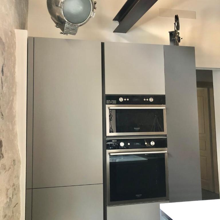 Premium Unique Lakeside view 90 m2 IlRusticodiB Apartment with private garden - Two-Bedroom Apartment - 38