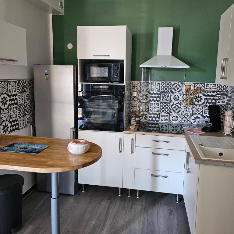Le 134 Arles Centre climatisé 1 à 4 personnes Appartement - One-Bedroom Apartment - 6