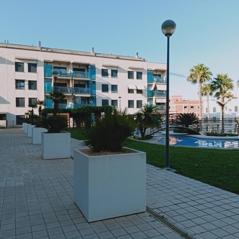 Bajo en Residencial la Bahía - Apartamento de 1 dormitorio - 42