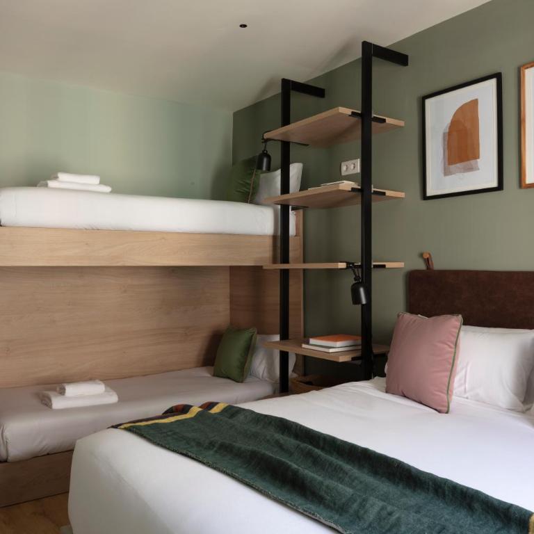 TOC Hotel Las Ramblas - Family Room - 3