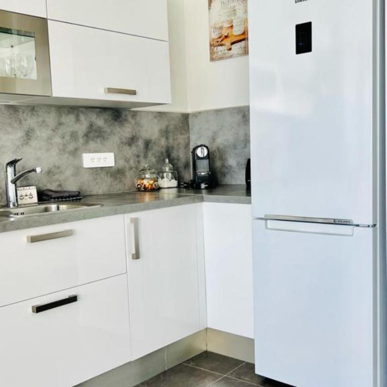VUE MER IMPRENABLE ET PISCINE - Appartement 1 Chambre - 12