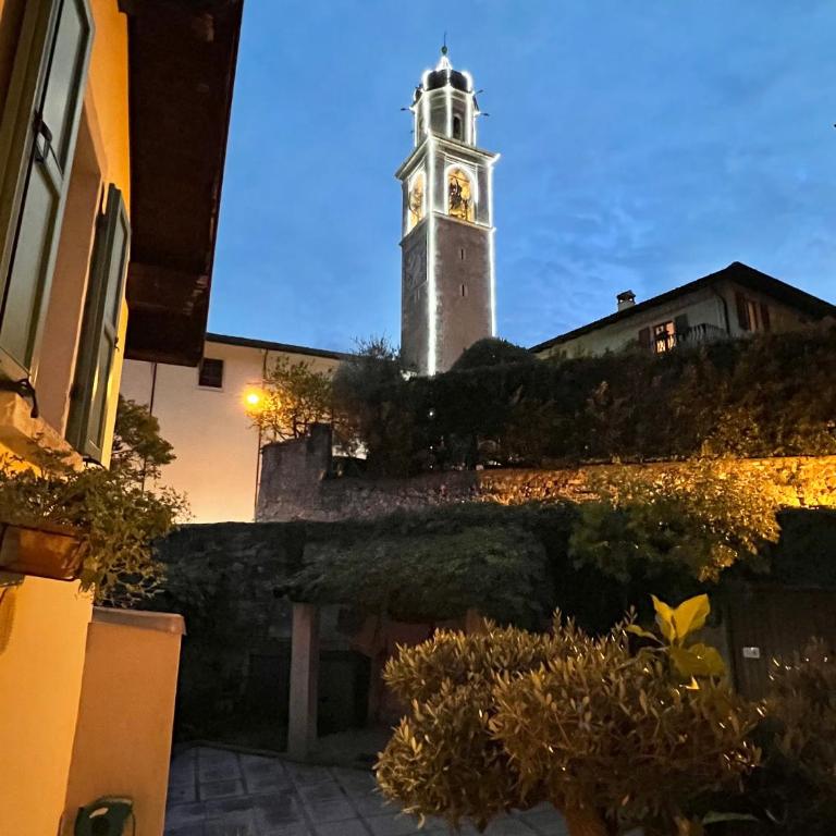 Premium Unique Lakeside view 90 m2 IlRusticodiB Apartment with private garden - Two-Bedroom Apartment - 46