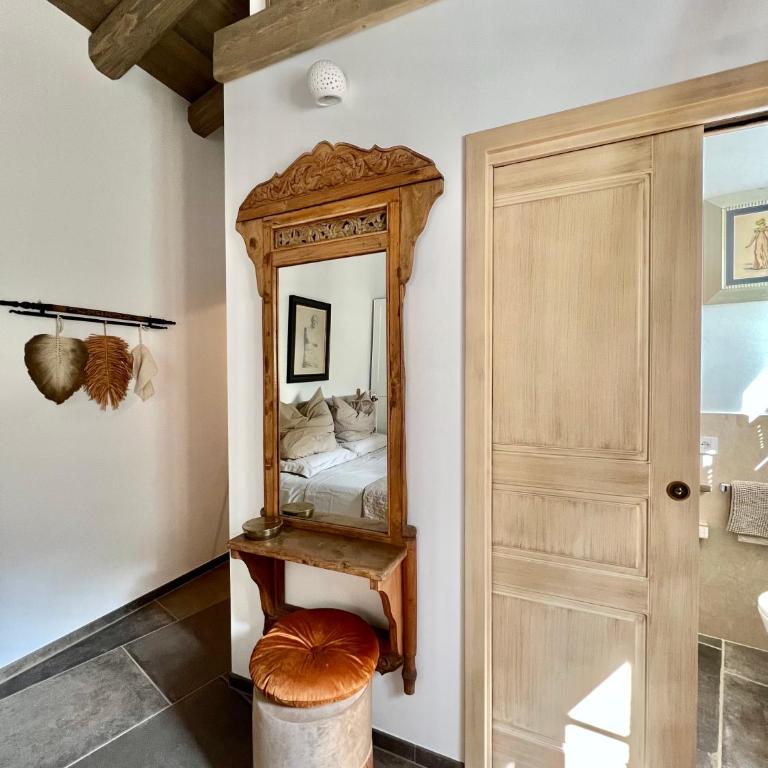Premium Unique Lakeside view 90 m2 IlRusticodiB Apartment with private garden - Two-Bedroom Apartment - 57