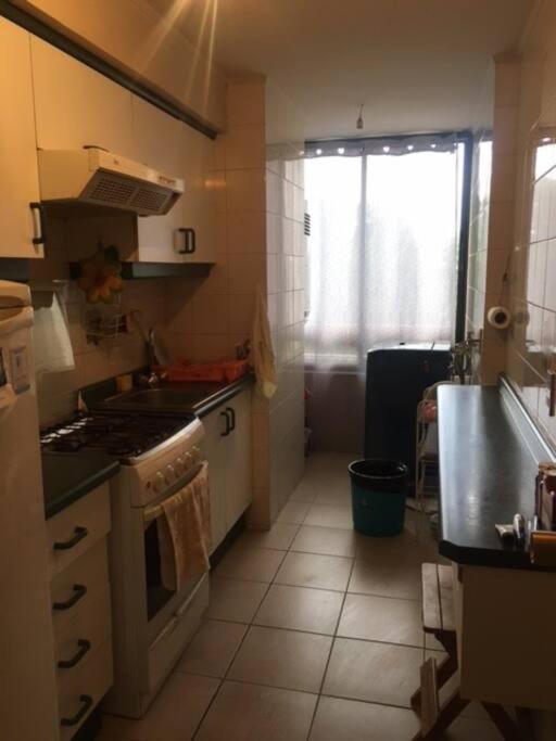 Céntrico departamento a pasos del lago - Apartamento de 2 dormitorios - 7