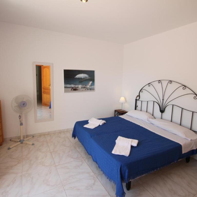 Sesam - sea view villa with private pool in Moraira - Three-Bedroom House - 12