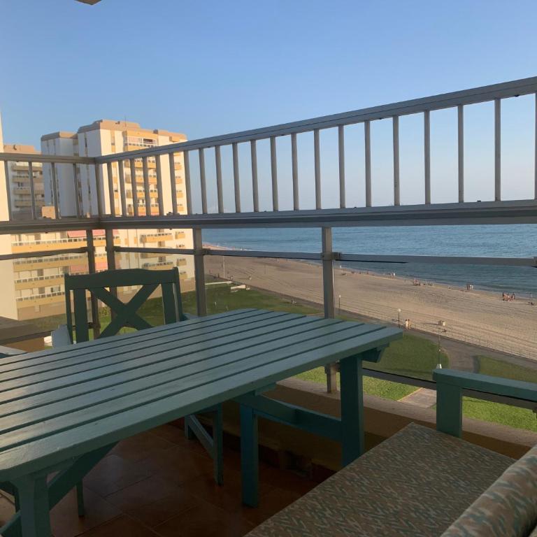 Apartamento Vista Bahia - Vistahermosa - Apartamento de 3 dormitorios - 4