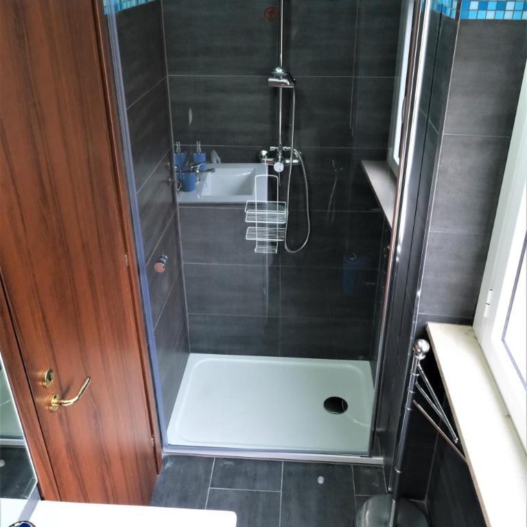 B&B Ospedale Pescara - Double Room with Private Bathroom - 3