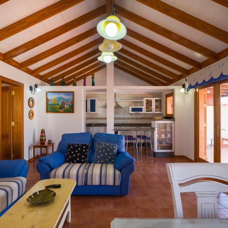 Capitan Aleycar ideal para familias - Four-Bedroom House - 3