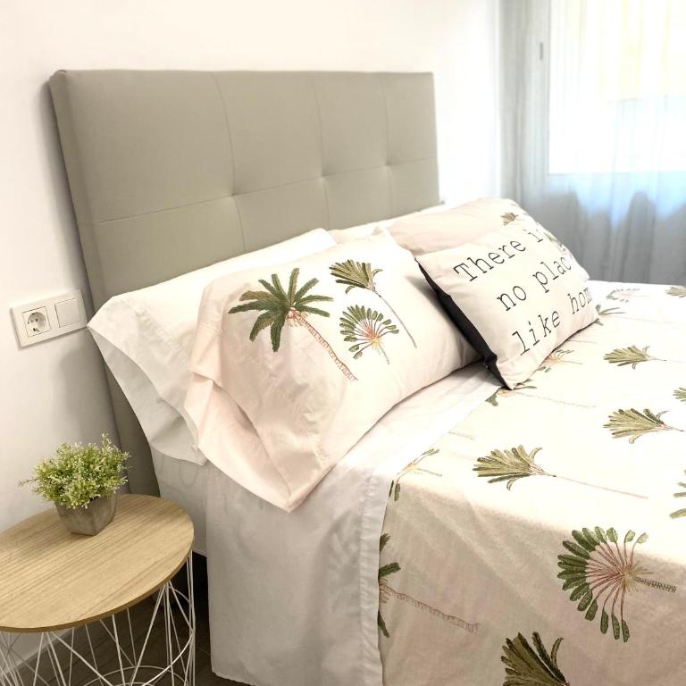 Blue house 1ª linea playa - Three-Bedroom Apartment - 41