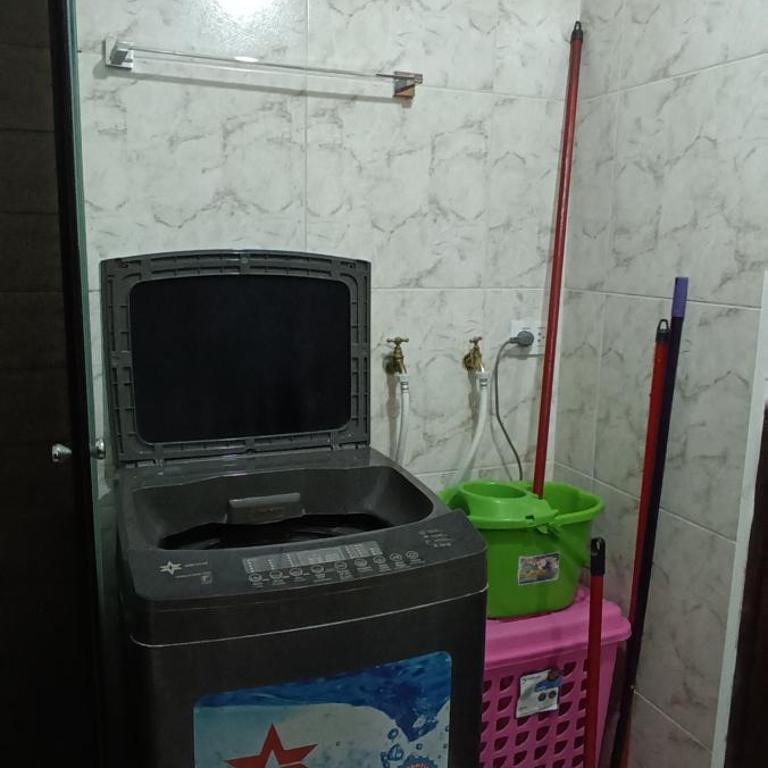 Departamentoo nuevo amoblado cerca a UAGRM, con excelente vista - One-Bedroom Apartment - 11