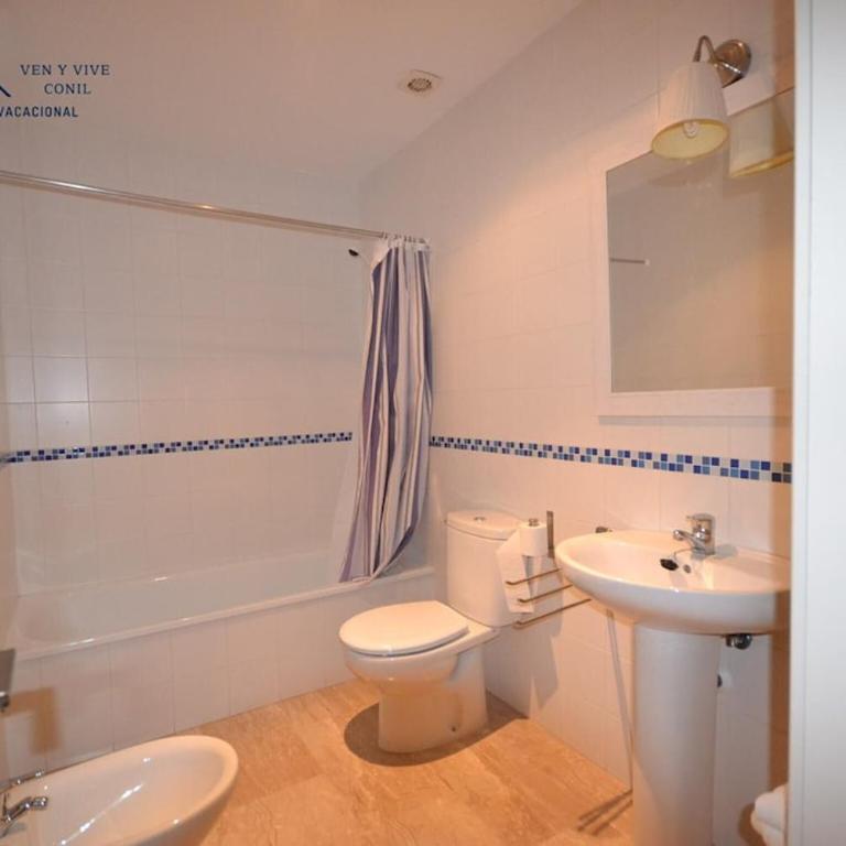 Adosado Familiar con Piscina y Terraza - Casa de 3 dormitorios - 7