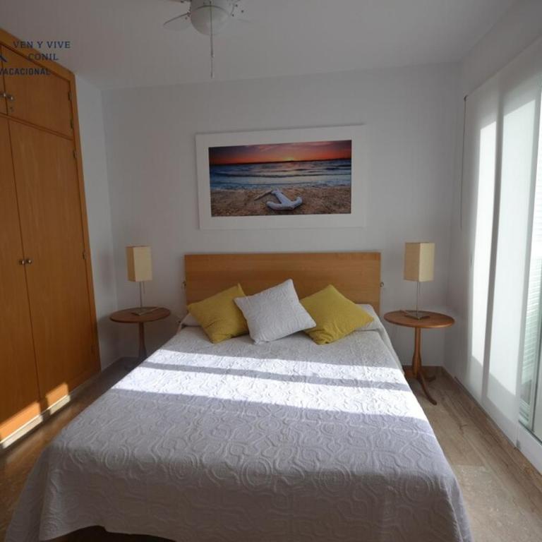 Adosado Familiar con Piscina y Terraza - Casa de 3 dormitorios - 8