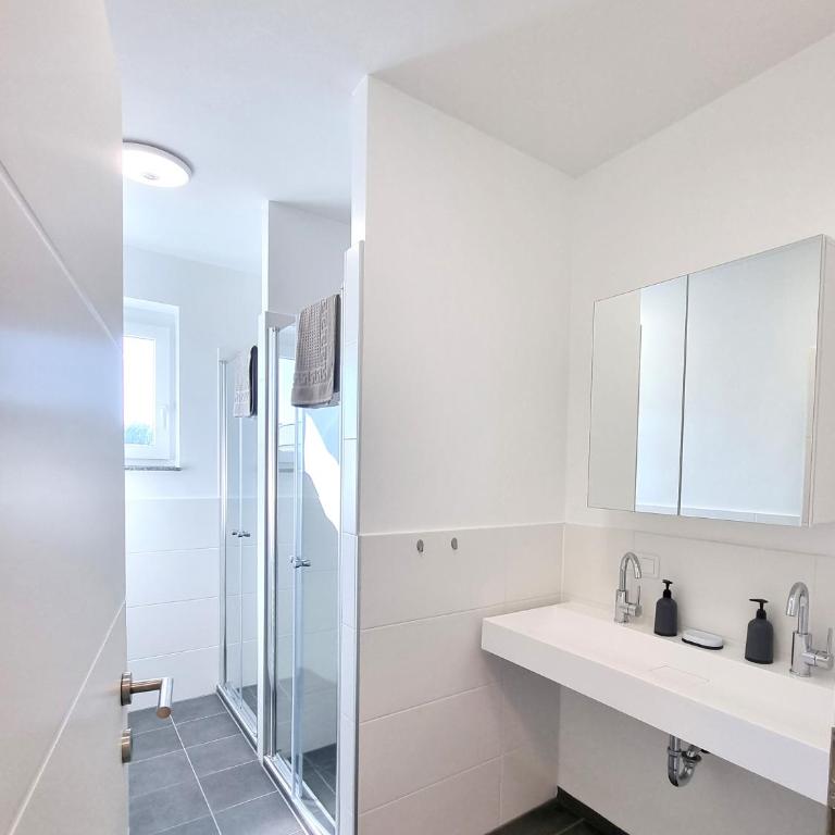 RingRooms - Self Check-In - Chambre Simple avec Salle de Bains Commune - 2