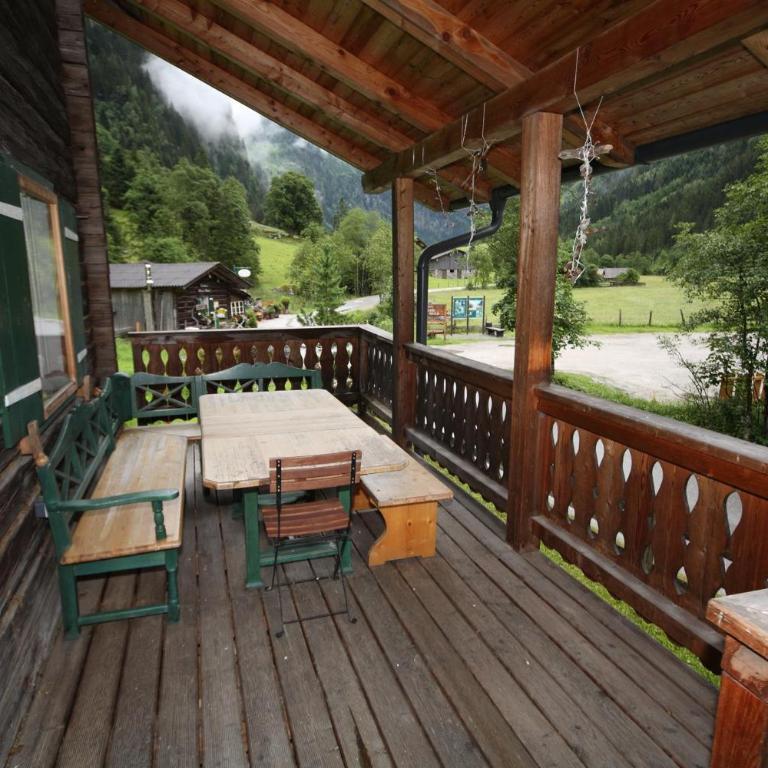 Die weisse Wand Almen - Chalet mit Dusche - 10