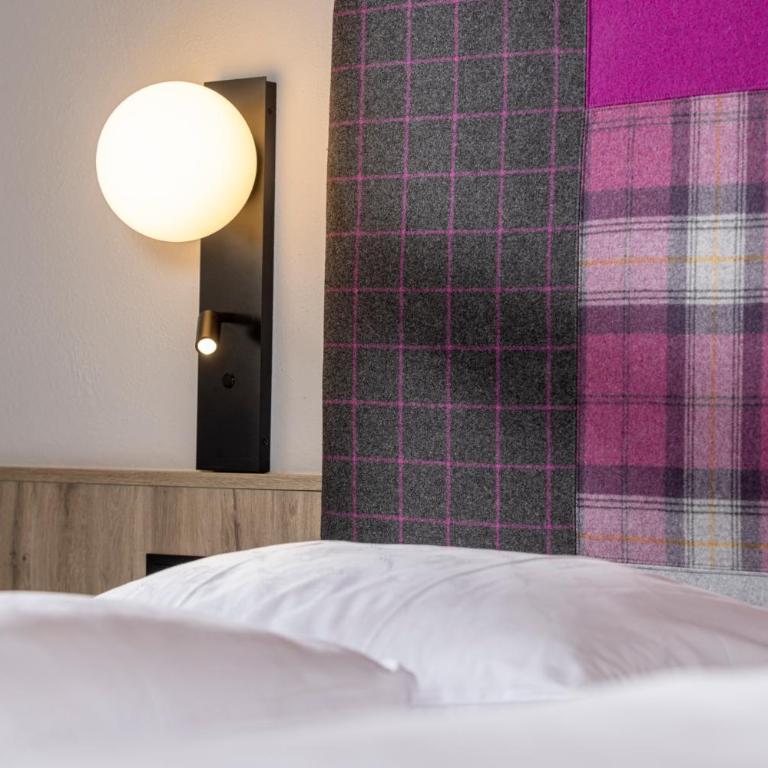 Kinder- & Gletscherhotel Hintertuxerhof - Junior Suite mit Balkon - 2