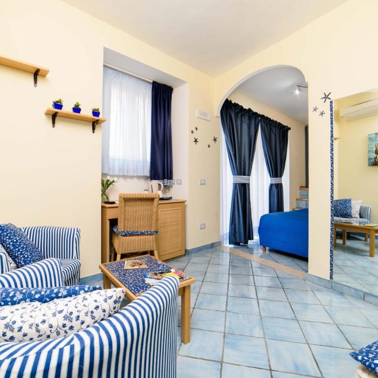 Sharon House - Junior Suite - 2
