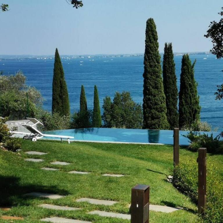 VILLA MICHELLE Amazing view Pool Beach front - Deluxe Villa - 40