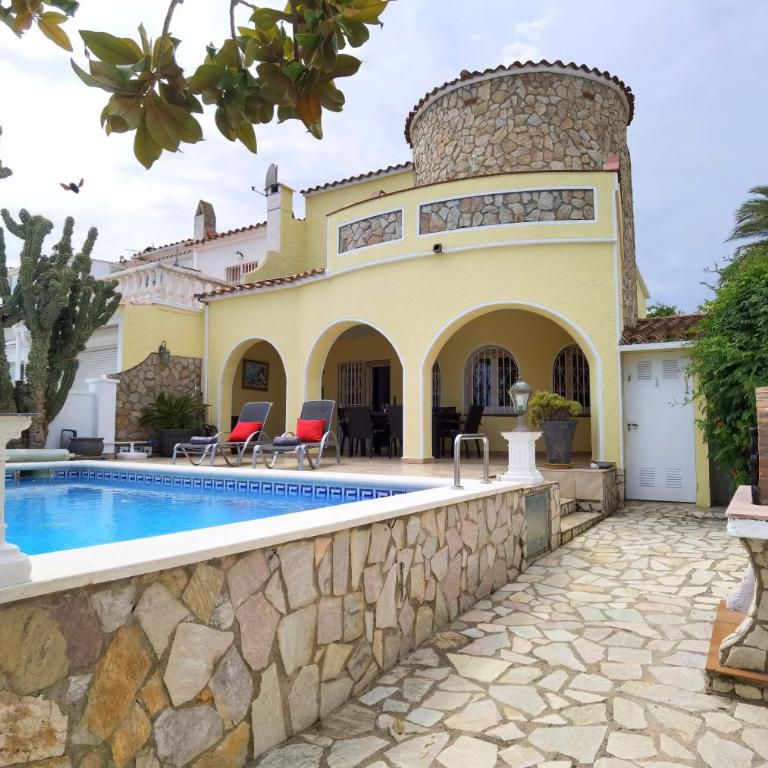 LEON INMO Casa Ingrid - 11491 - Casa de 3 dormitorios - 2