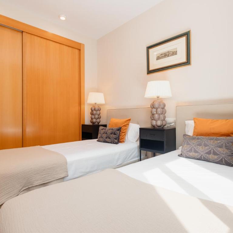 Beautiful apartment, with private terrace in Benahavís, Marbella - Two-Bedroom Apartment - 21