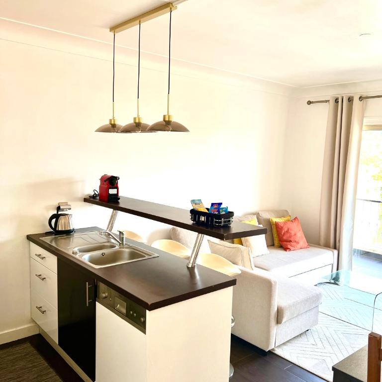 Beaulieu Sur Mer: Superbe Appart avec vue Mer - Appartement 2 Chambres - 5