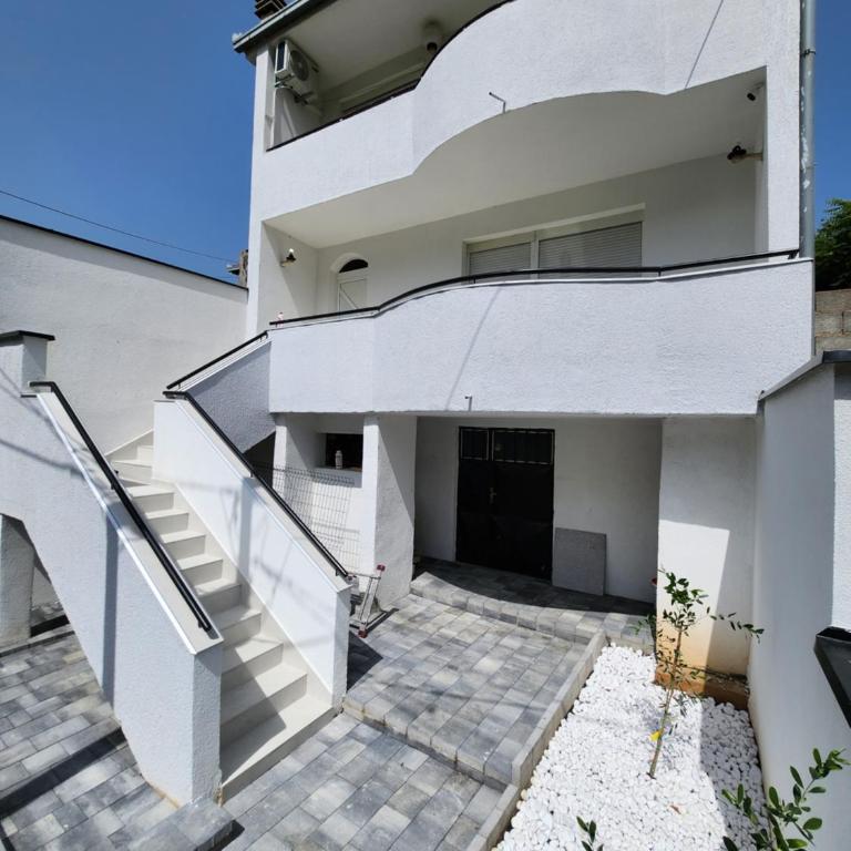 City House Neretva - Three-Bedroom Apartment - 10