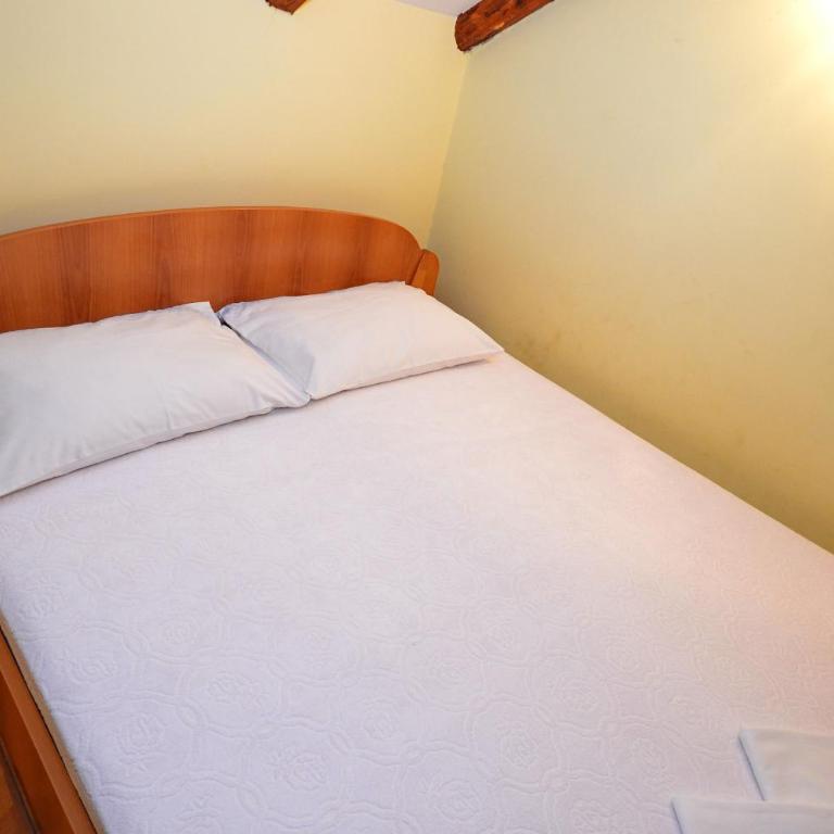 Apartments Ivetić - Duplex Studio with Balcony - 5