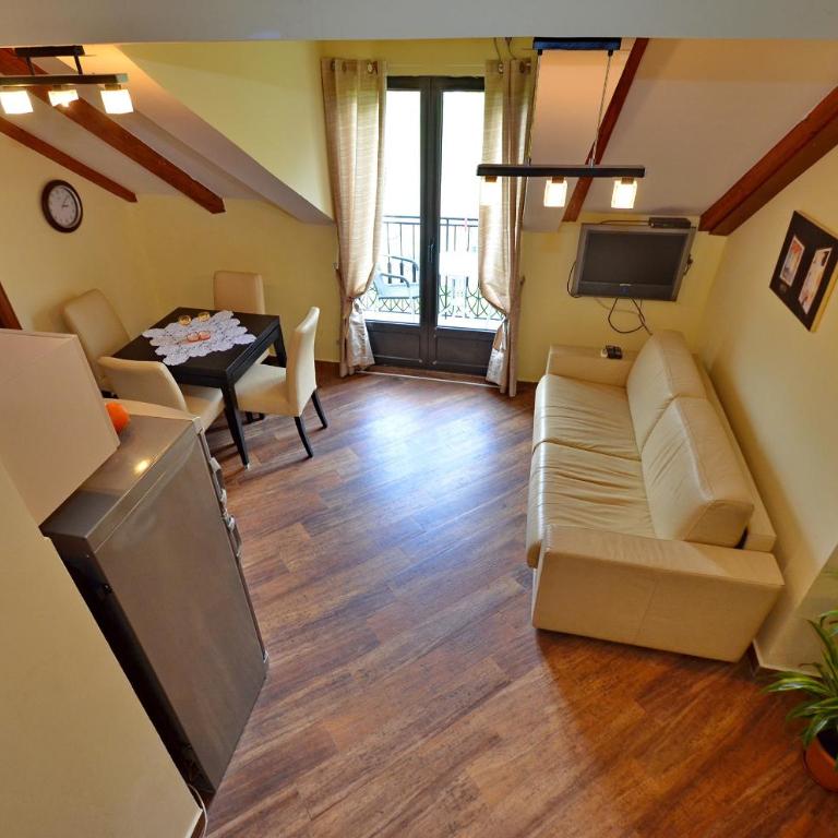 Apartments Ivetić - Duplex Studio with Balcony - 7
