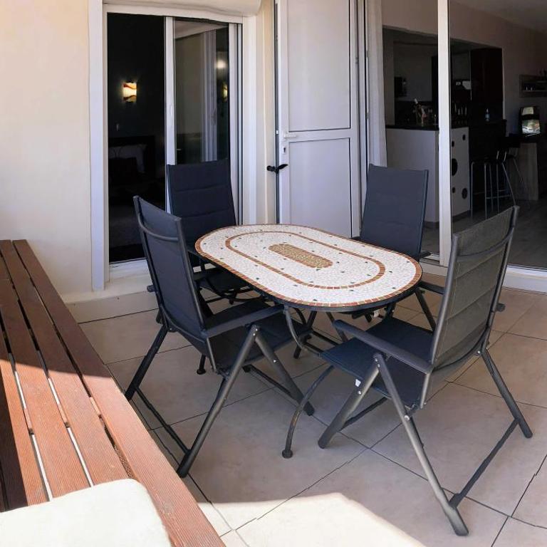 Le Rouge et Le Noir 45 m2 sur Coursives Gde Terrasse Port Nature Naturiste - Apartment mit 2 Schlafzimmern - 12
