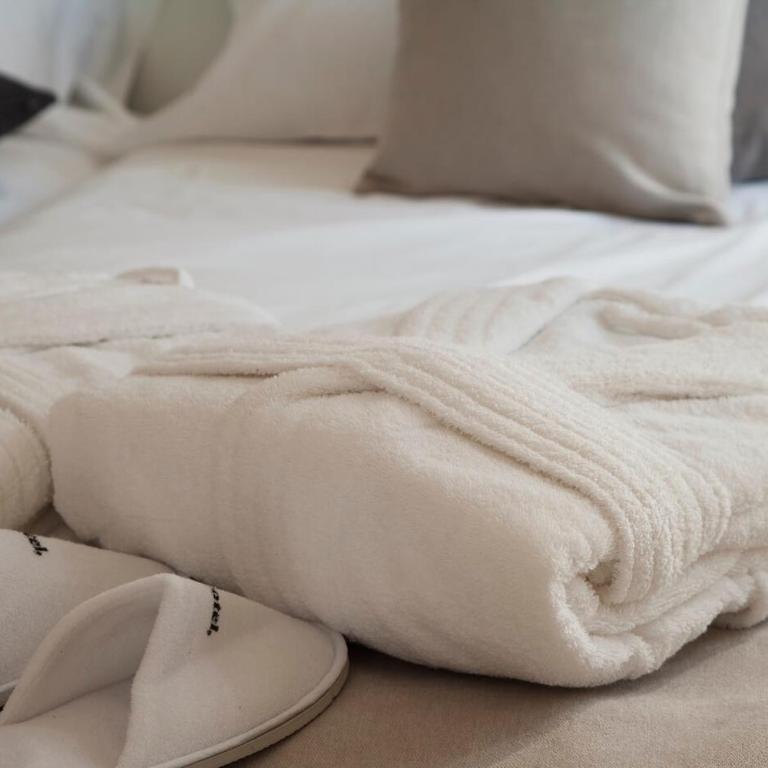 Dear Hotel Madrid - Premium Double Room with sofa bed - 2