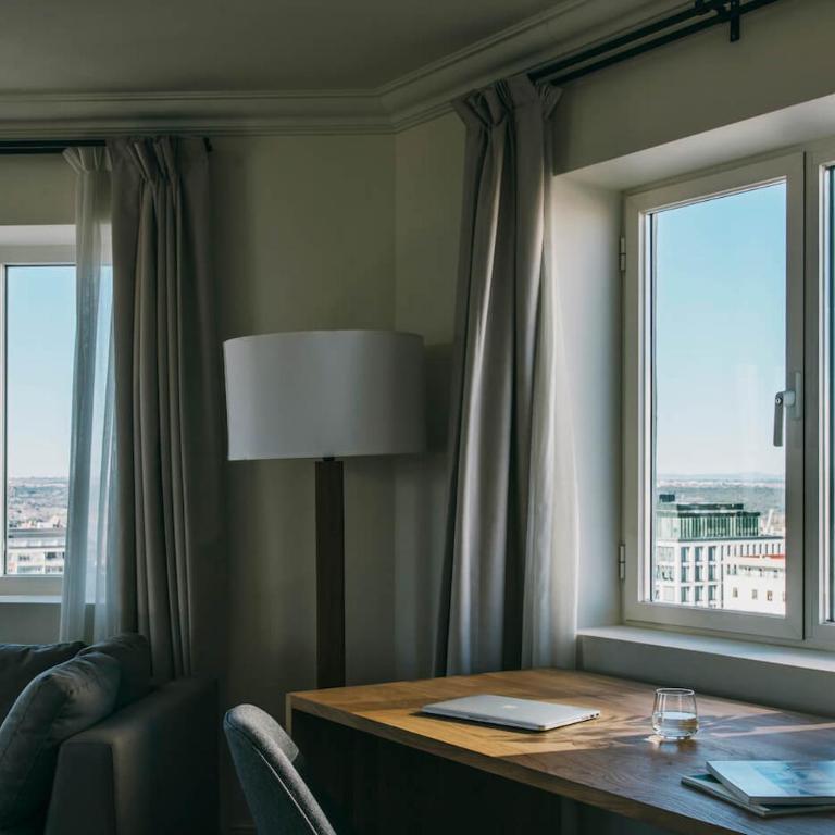 Dear Hotel Madrid - King Suite - 9