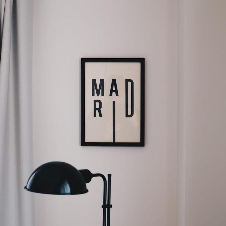 Dear Hotel Madrid - Deluxe Double Room High Floor - 5