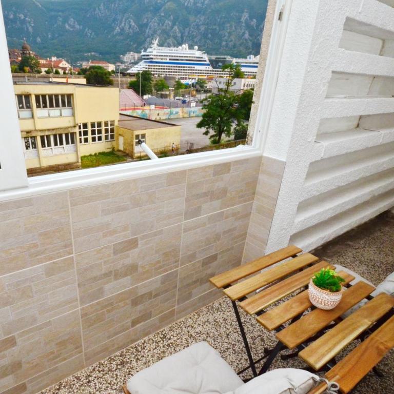 Central Art Oasis Kotor - Two-Bedroom Apartment - 11