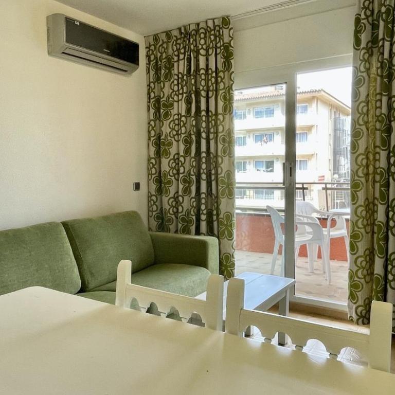 Salles Beach 02 - Apartment with Terrace - 10