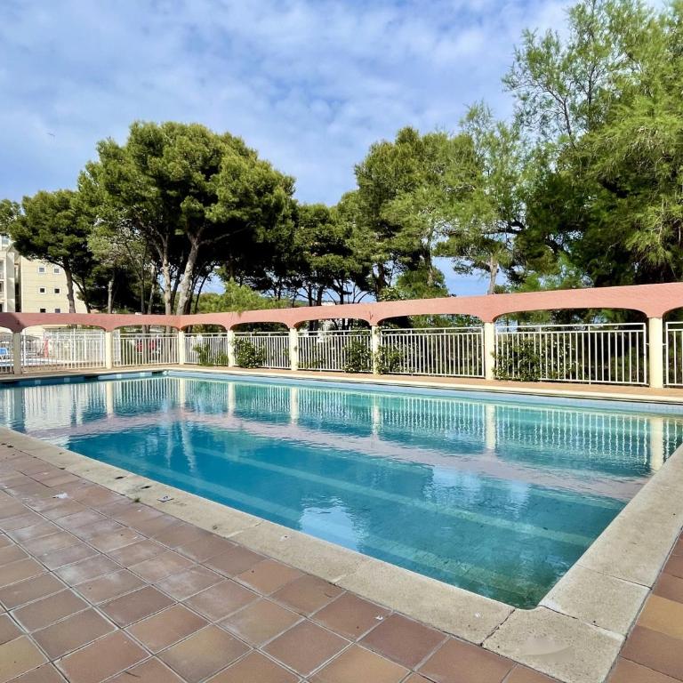 Salles Beach 02 - Apartment with Terrace - 4