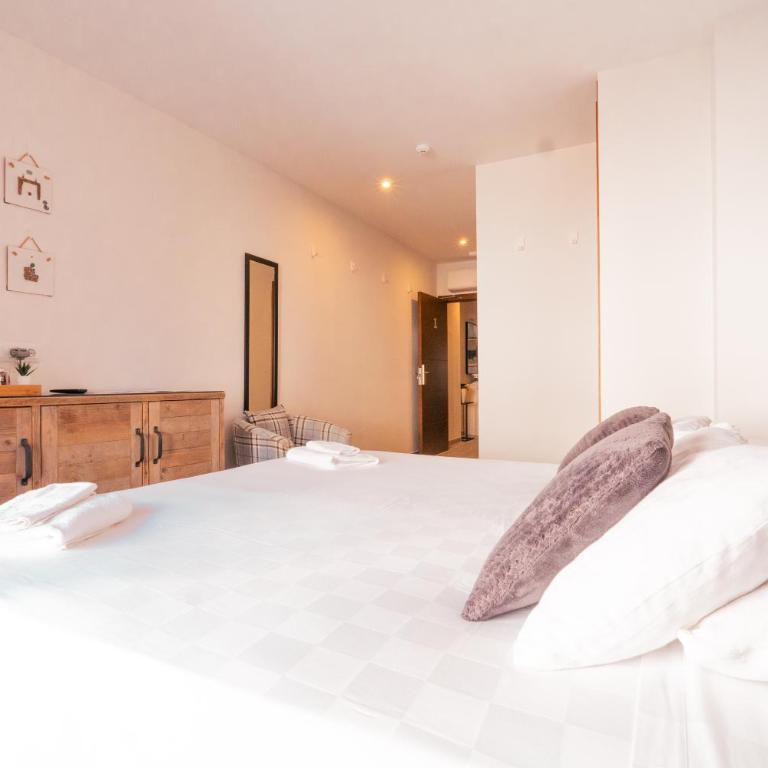 Blanca Boutique Hotel - Habitación Doble Deluxe con balcón - 1 o 2 camas - 2
