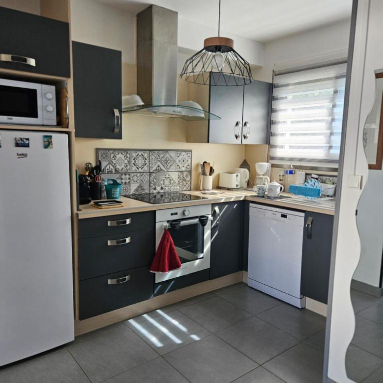 Appartement de charme , Royan, proche mer avec balcon. - Appartement 2 Chambres - 5