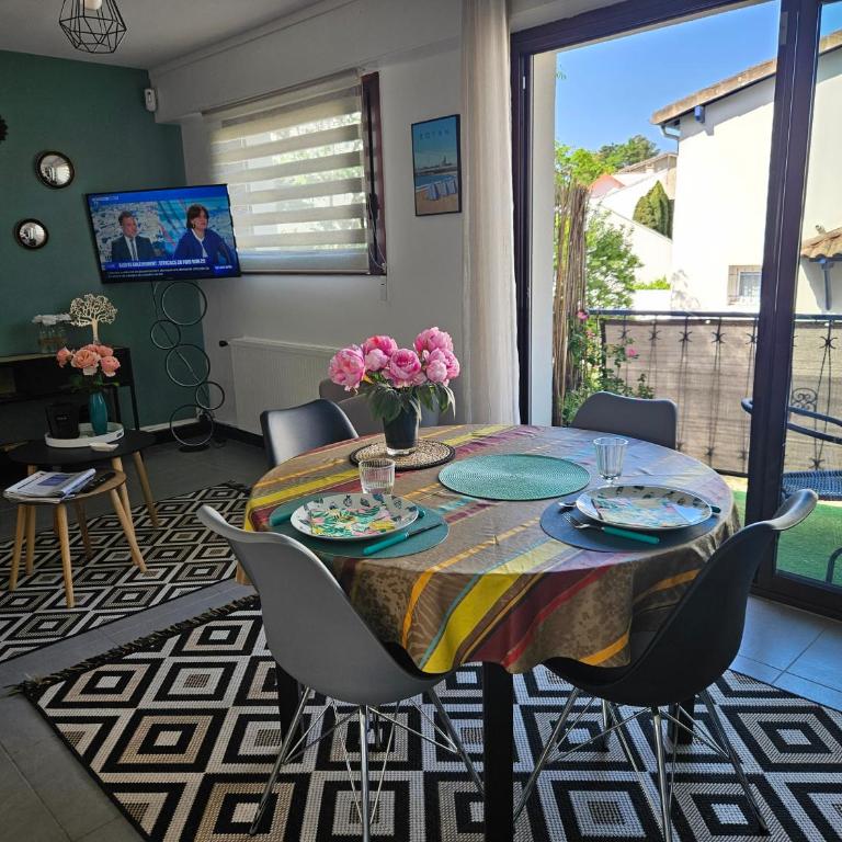 Appartement de charme , Royan, proche mer avec balcon. - Appartement 2 Chambres - 2