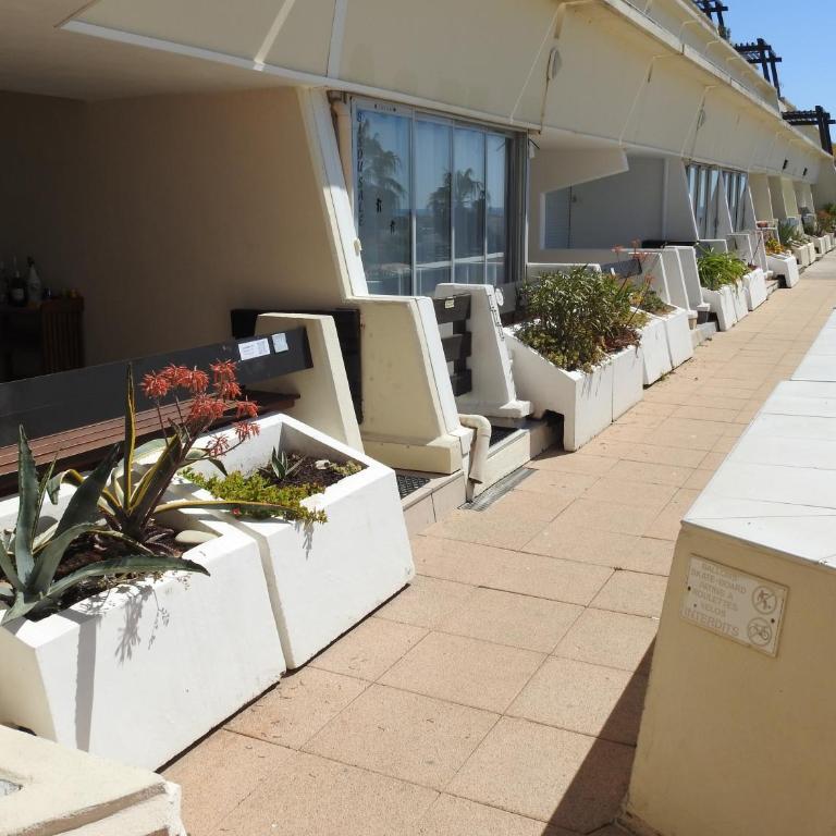 Le Rouge et Le Noir 45 m2 sur Coursives Gde Terrasse Port Nature Naturiste - Apartment mit 2 Schlafzimmern - 18