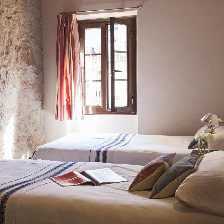 AinB Las Ramblas-Guardia Apartments - Two-Room Apartment - 4