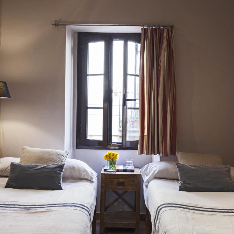 AinB Las Ramblas-Guardia Apartments - Two-Room Apartment - 14