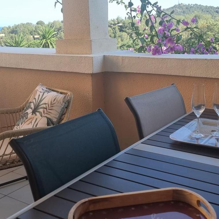Agay Cap Esterel Village Allée Fleurs - F2 Clim vue golf et mer - Grande terrasse plein sud - Appartement 1 Chambre - 4