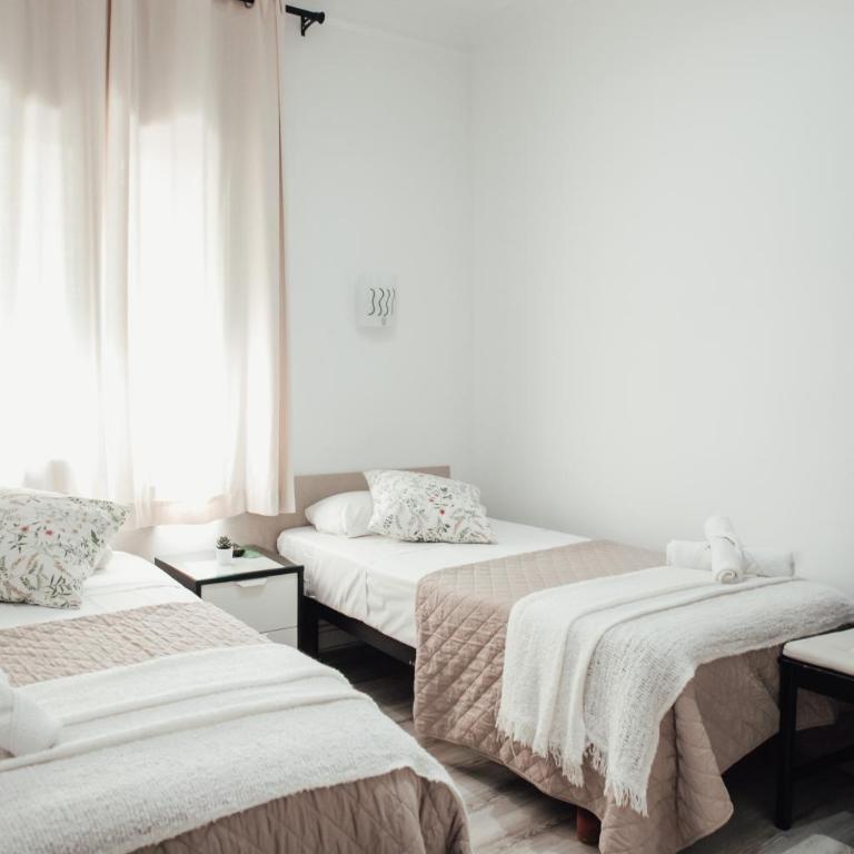 Hostal Ruta de Francia - Twin Room - 5