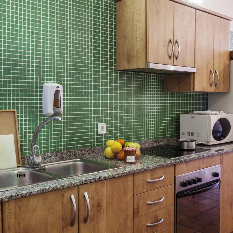 AinB Las Ramblas-Guardia Apartments - Two-Room Apartment - 11