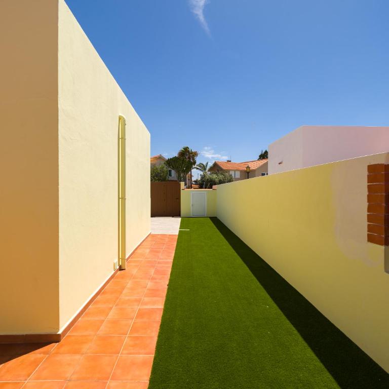 Capitan Aleycar ideal para familias - Four-Bedroom House - 27