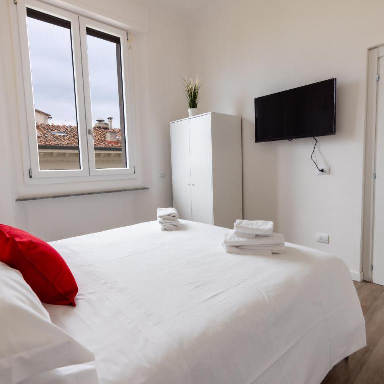 Cavour Florence Apartment - Appartamento con 3 Camere da Letto - 40