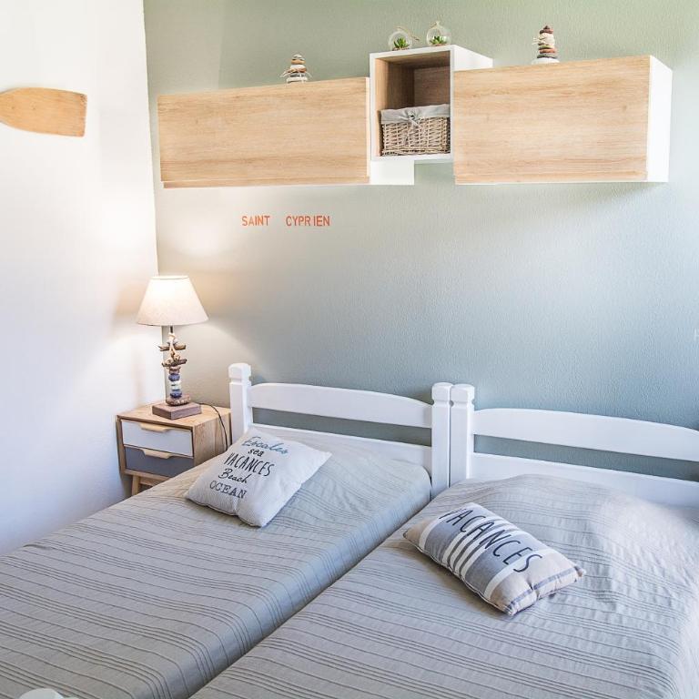 Gîte classé 3 étoiles dans résidence standing avec - Piscine Clim Parking Wifi Prêt Vélos - Ménage et linge non inclus - Apartment with Terrace - 14