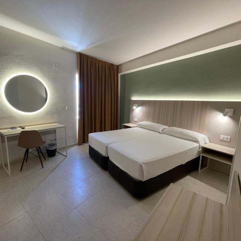 Hotel Marconi - Habitación Doble Económica - 1 o 2 camas - 2